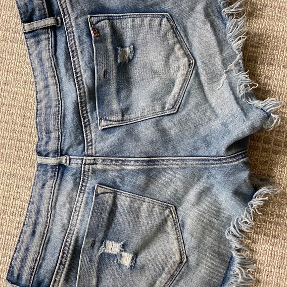 Tractr Blu Jean shorts, size 27 - Picture 2 of 2